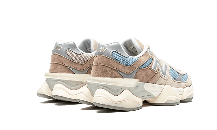 New Balance 9060 Mushroom  – sneaker autêntico da CollectKicks