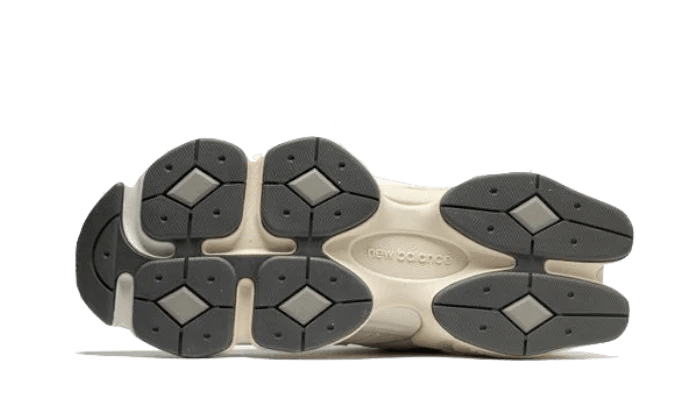 New Balance 9060 Sea Salt White  – sneaker autêntico da CollectKicks