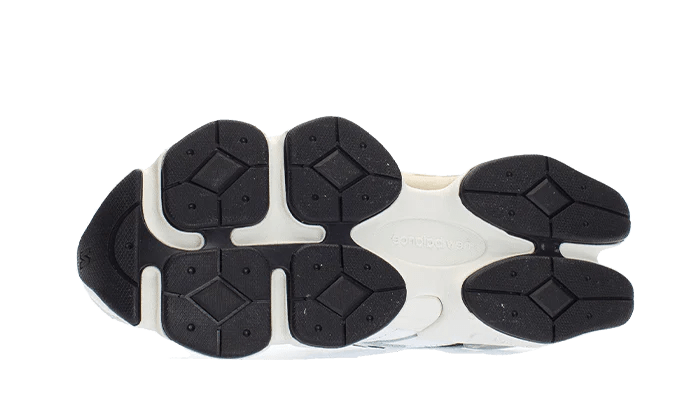 New Balance 9060 White Navy  – sneaker autêntico da CollectKicks