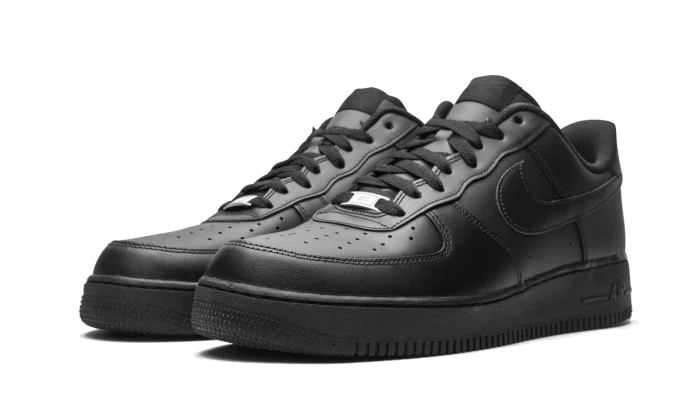 Nike Air Force 1 Low '07 Black  – sneaker autêntico da CollectKicks