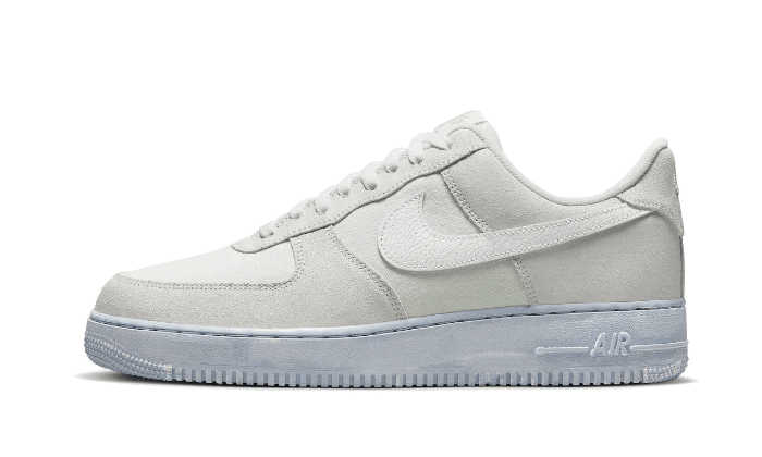 Nike Air Force 1 Low '07 LV8 EMB Summit White Blue Whisper  – sneaker autêntico da CollectKicks