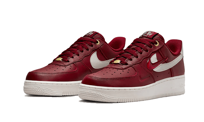 Nike Air Force 1 Low '07 Premium History Of Logos Team Red  – sneaker autêntico da CollectKicks
