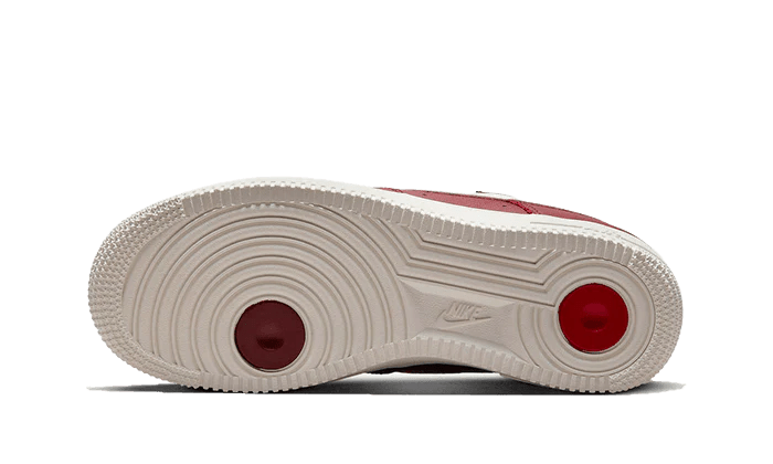 Nike Air Force 1 Low '07 Premium History Of Logos Team Red  – sneaker autêntico da CollectKicks