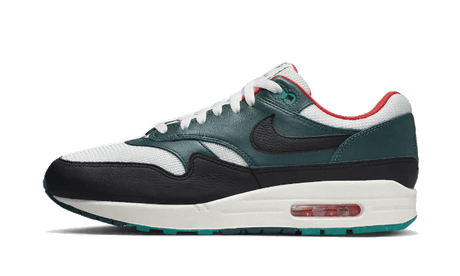 Nike Air Max 1 LeBron James Liverpool F.C.  – sneaker autêntico da CollectKicks