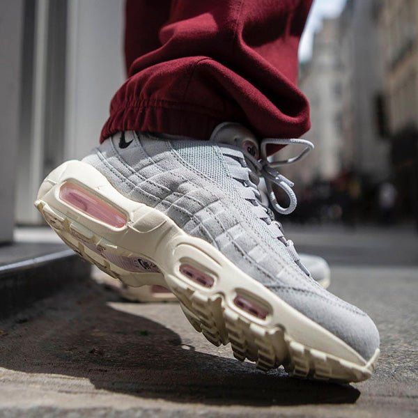 Nike Air Max 95 Grey Fog Pink Foam  – sneaker autêntico da CollectKicks