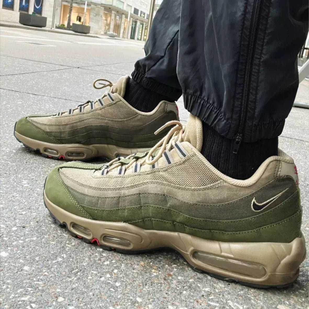 Nike Air Max 95 Matte Olive |DQ8570-200| CollectKicks