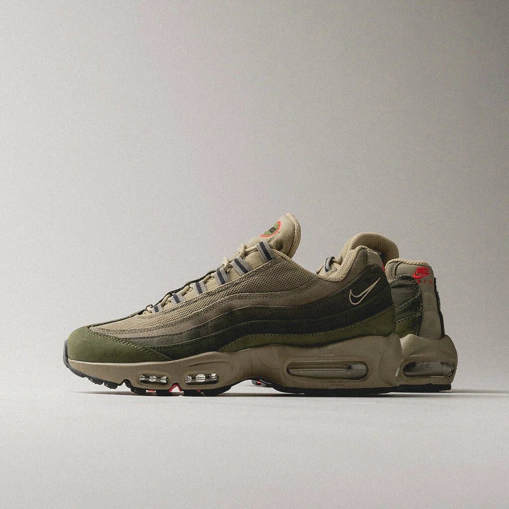 Nike Air Max 95 Matte Olive  – sneaker autêntico da CollectKicks