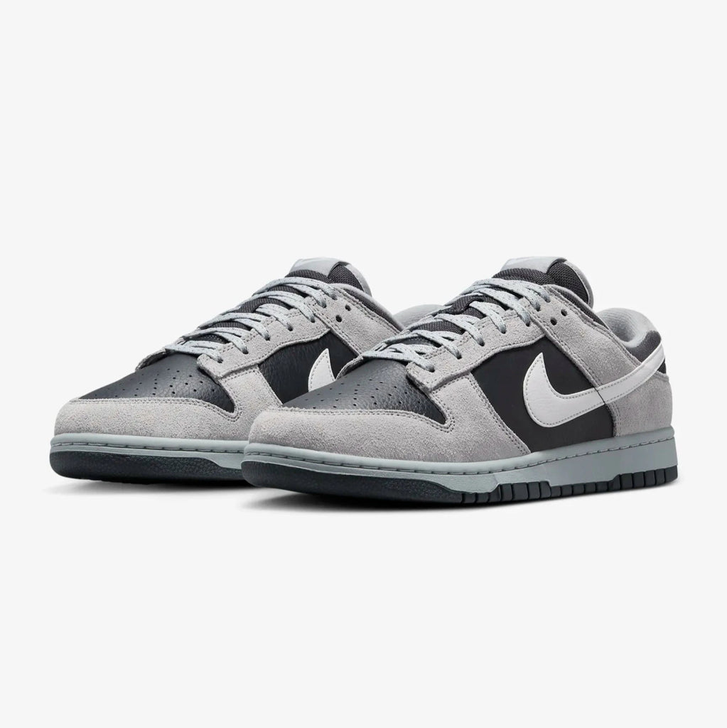 Nike Dunk Low Light Smoke Grey Anthracite  – sneaker autêntico da CollectKicks