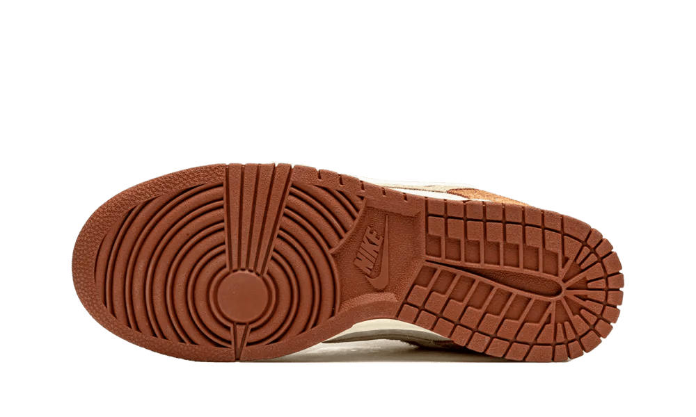 Nike Dunk Low Medium Curry  – sneaker autêntico da CollectKicks