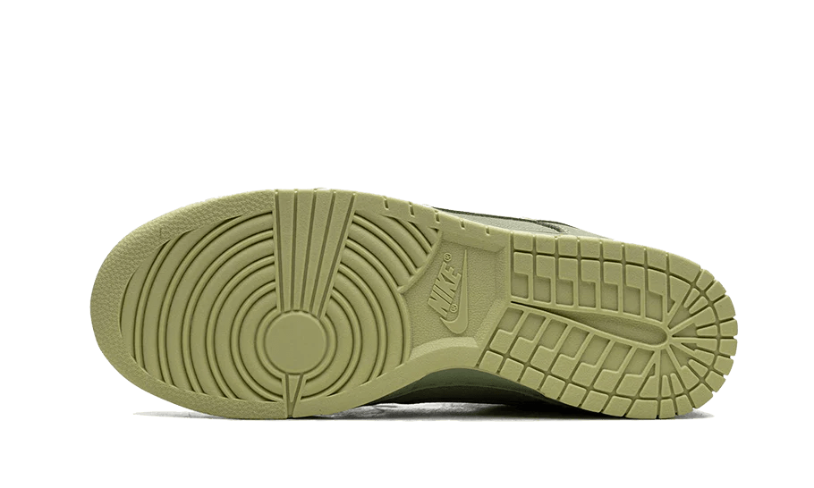 Nike Dunk Low Retro Premium Oil Green Olive Aura  – sneaker autêntico da CollectKicks