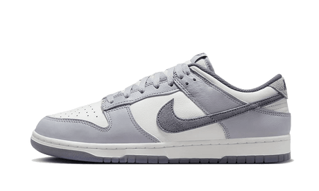 Nike Dunk Low SE Light Carbon  – sneaker autêntico da CollectKicks