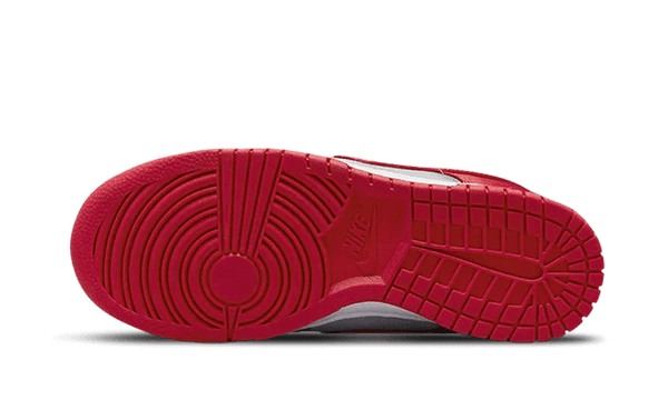 Nike Dunk Low UNLV Satin  – sneaker autêntico da CollectKicks