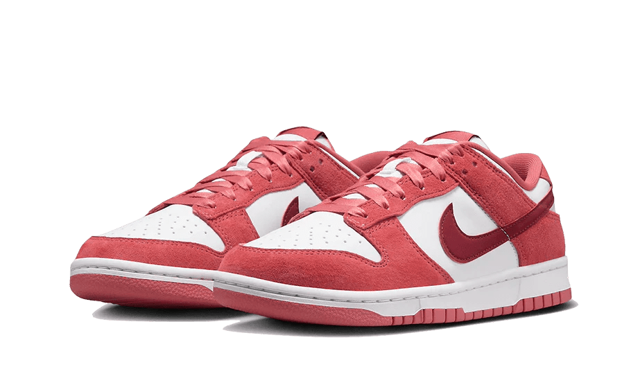 Nike Dunk Low Valentine's Day 2024  – sneaker autêntico da CollectKicks