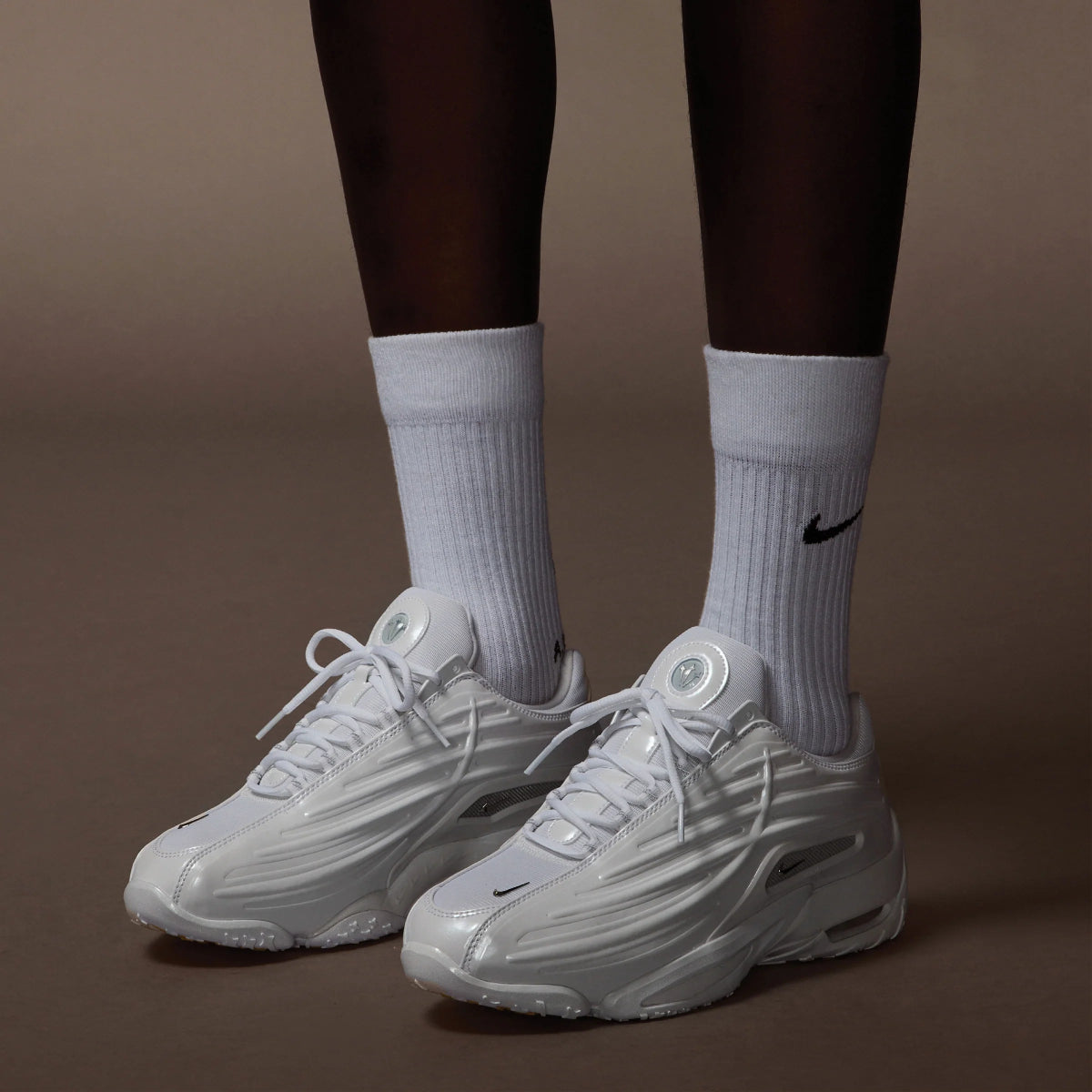 Nike Hot Step 2 Drake NOCTA White |DZ7293-100| CollectKicks Nike Hot Step 2 Drake NOCTA White |DZ7293-100| CollectKicks