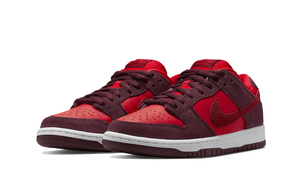 Nike SB Dunk Low Cherry  – sneaker autêntico da CollectKicks