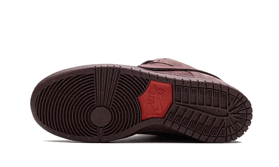 Nike SB Dunk Low City Of Love Burgundy Crush  – sneaker autêntico da CollectKicks