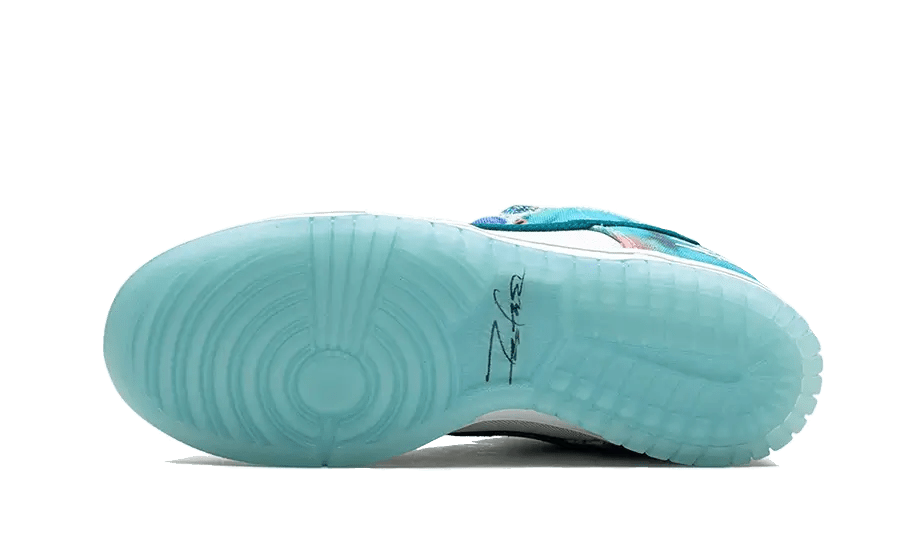 Nike SB Dunk Low Futura Laboratories Bleached Aqua  – sneaker autêntico da CollectKicks