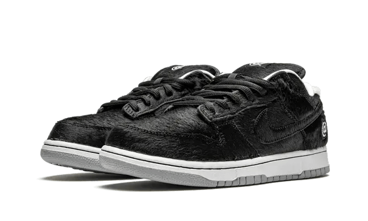 Nike SB Dunk Low Medicom Toy  – sneaker autêntico da CollectKicks