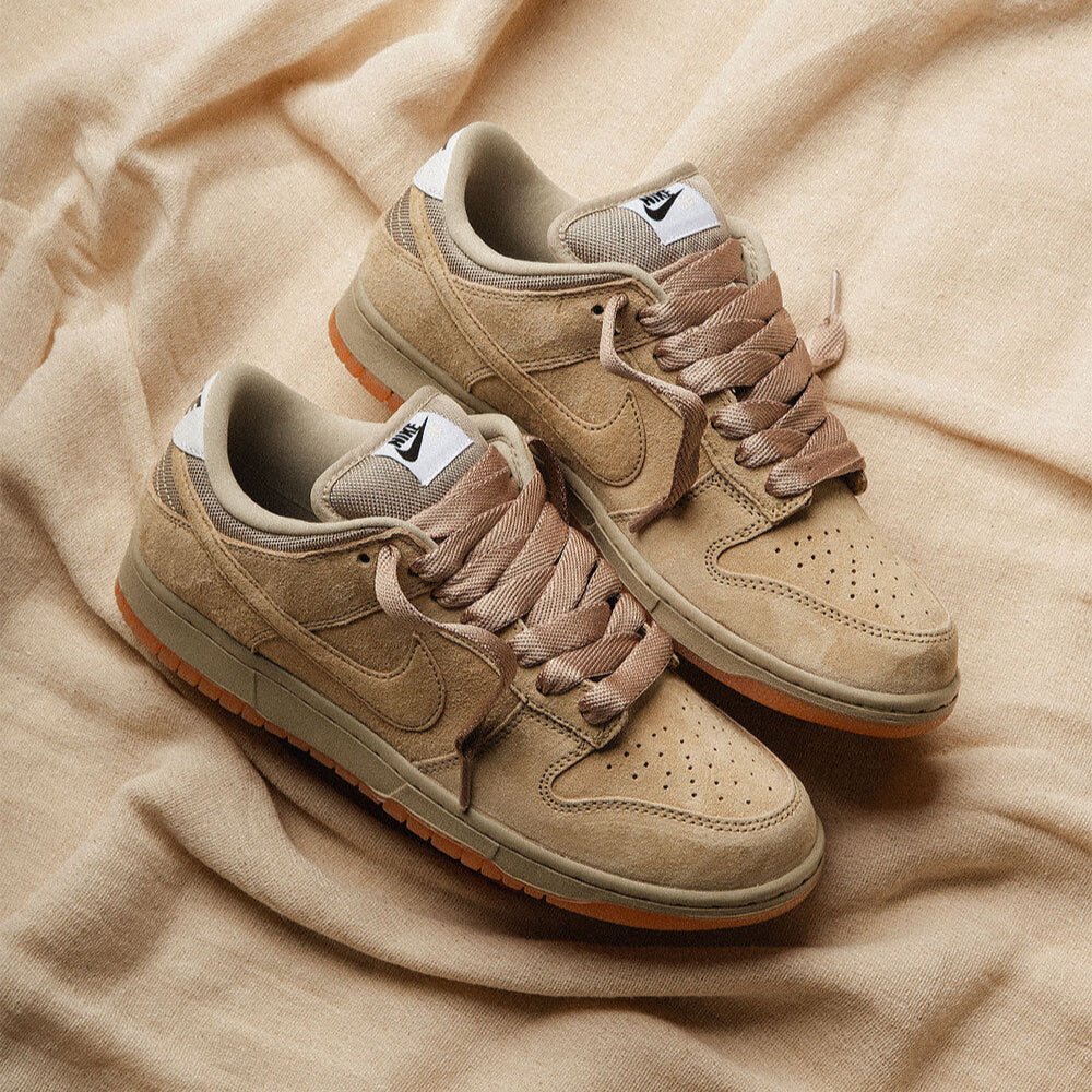 Nike SB Dunk Low Pro B Parachute Beige  – sneaker autêntico da CollectKicks