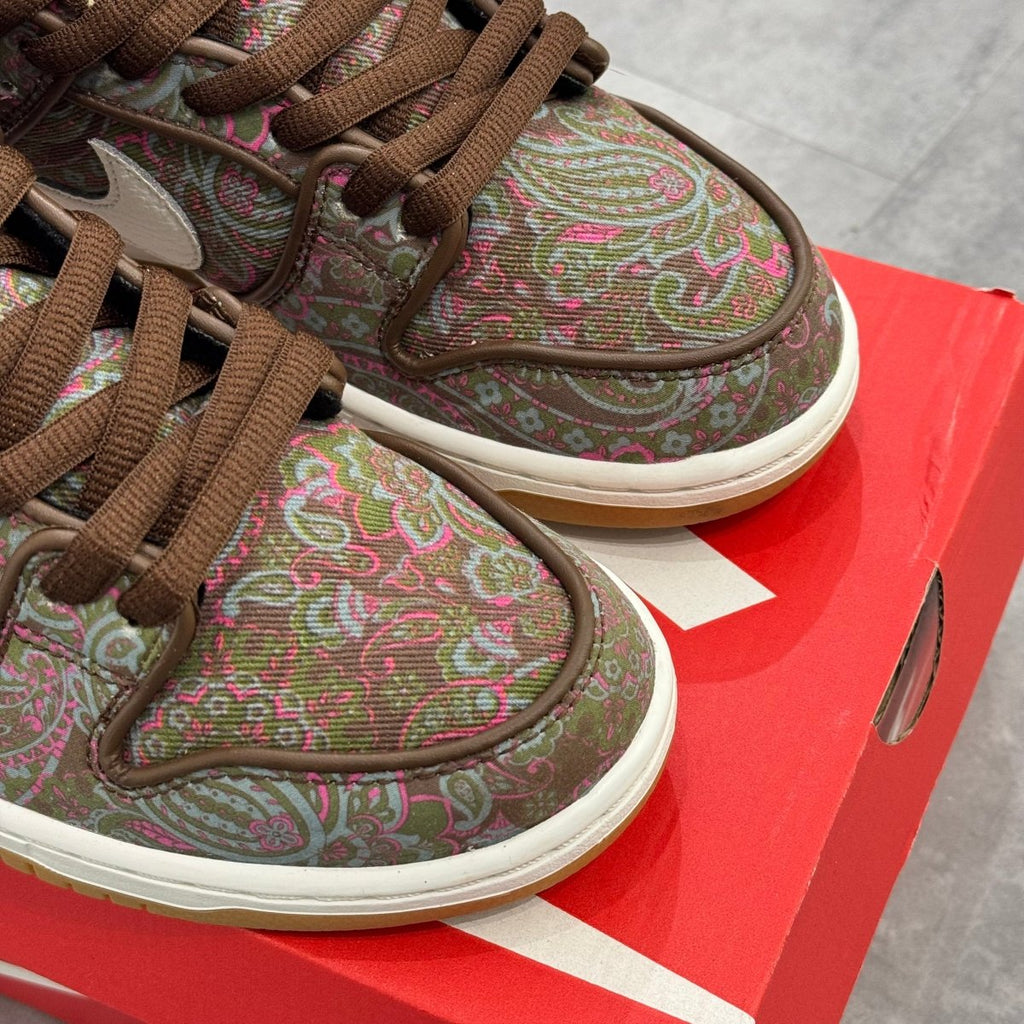 Nike SB Dunk Low Pro Paisley Brown (40) - Usado  – sneaker autêntico da CollectKicks