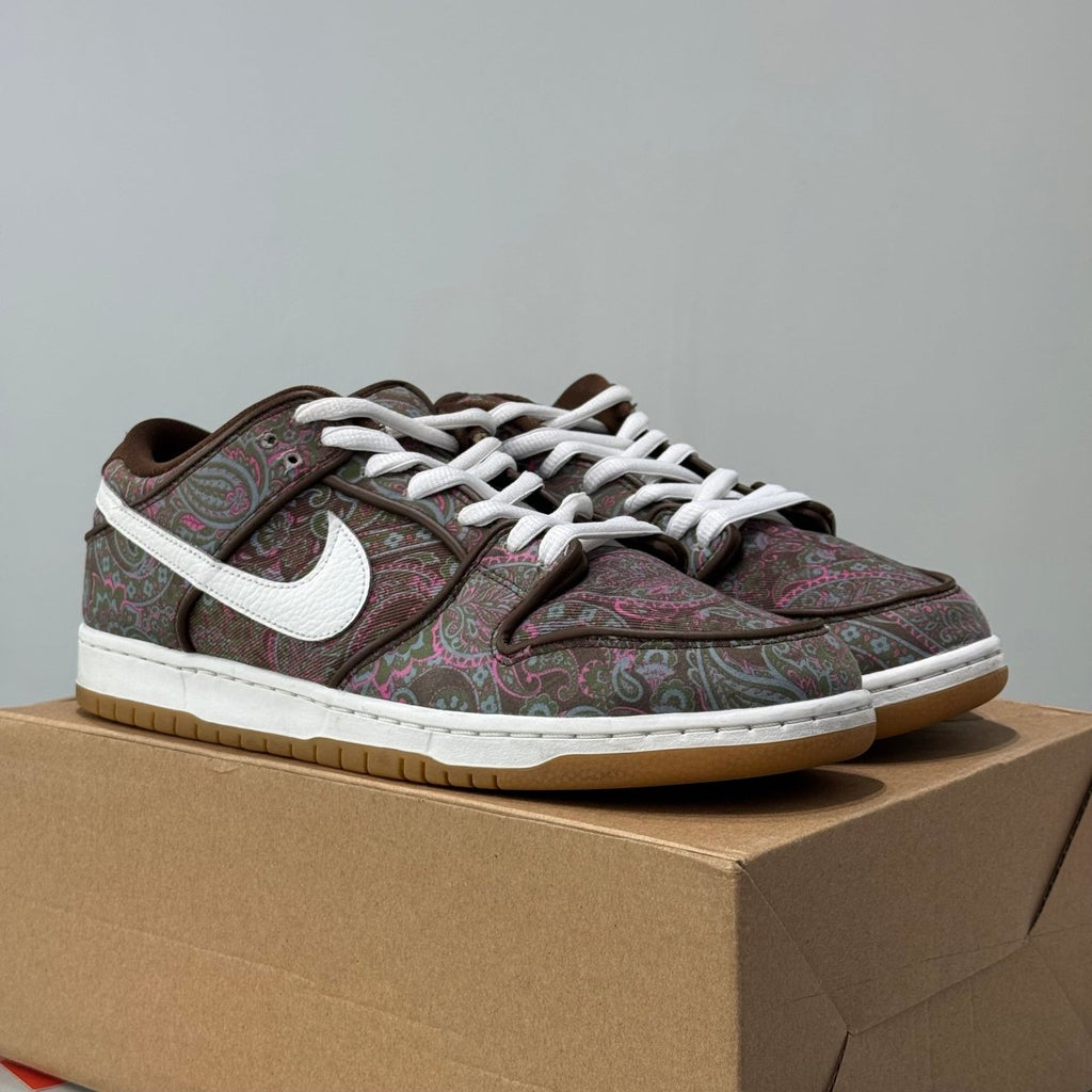 Nike SB Dunk Low Pro Paisley Brown (45.5) - Usado  – sneaker autêntico da CollectKicks
