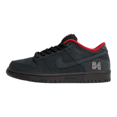 Nike SB Dunk Low Supreme 94 Black  – sneaker autêntico da CollectKicks