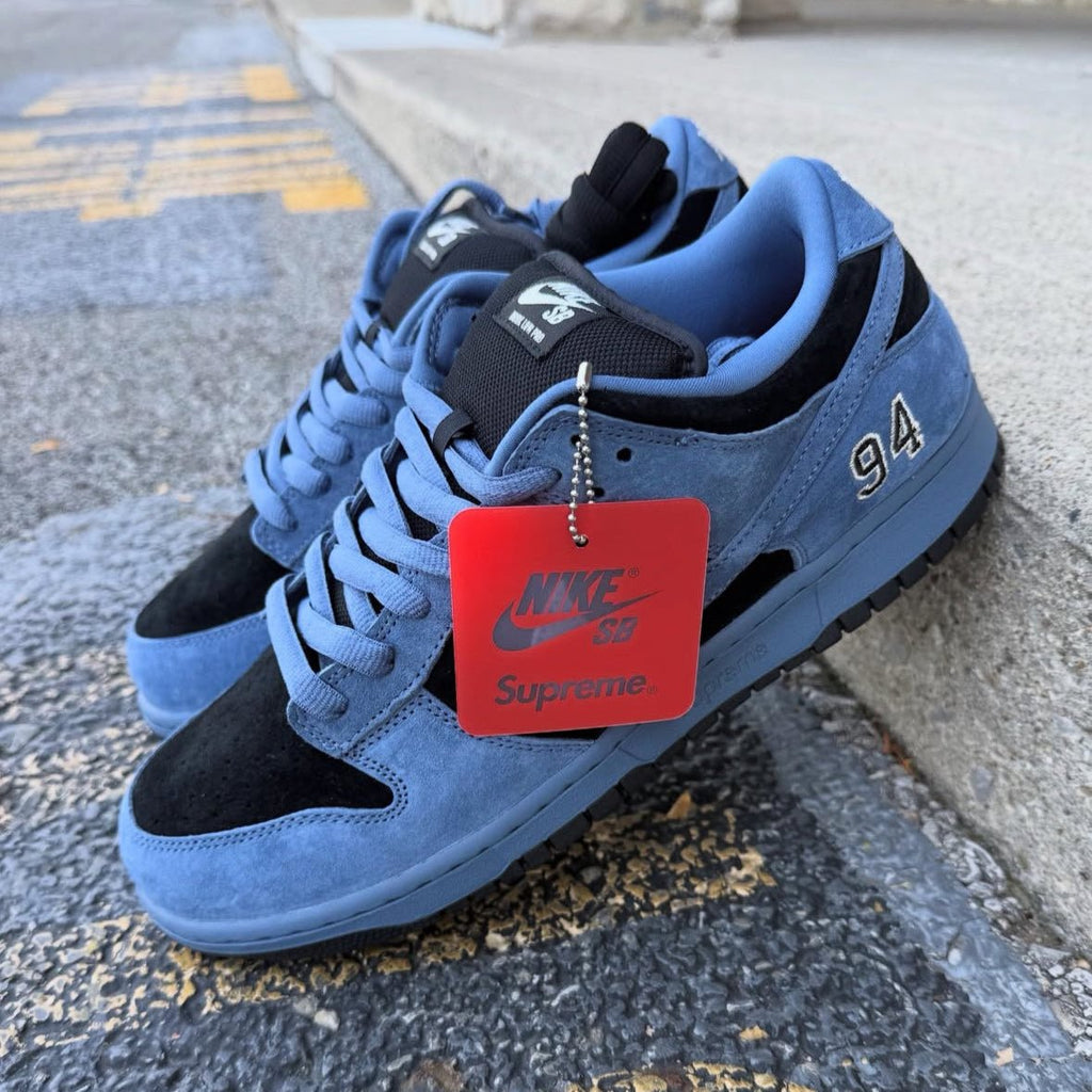 Nike SB Dunk Low Supreme 94 Ocean Fog  – sneaker autêntico da CollectKicks