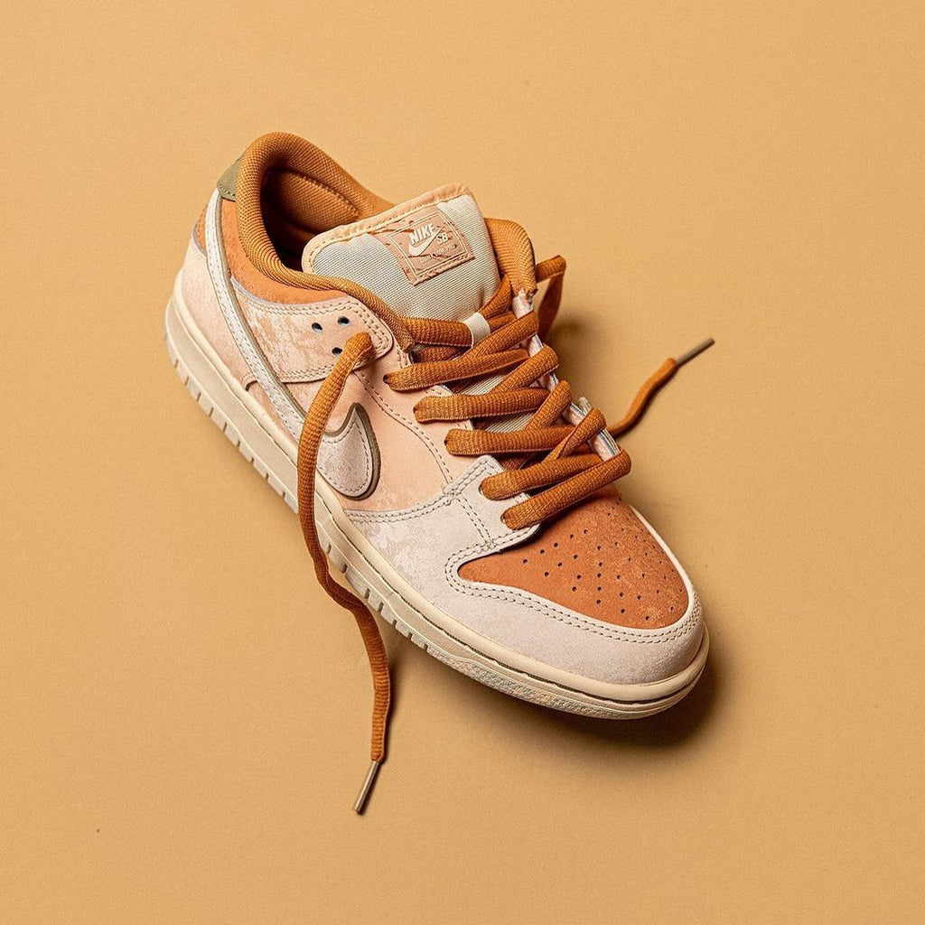 Nike SB Dunk Low Trocadéro Gardens  – sneaker autêntico da CollectKicks