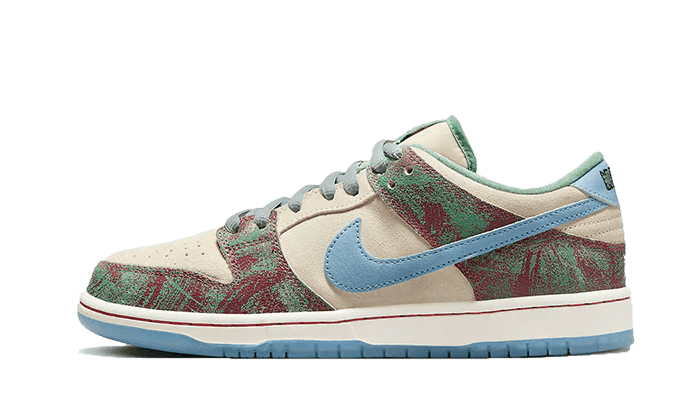 Nike SB Dunk Low x Crenshaw Skate Club  – sneaker autêntico da CollectKicks