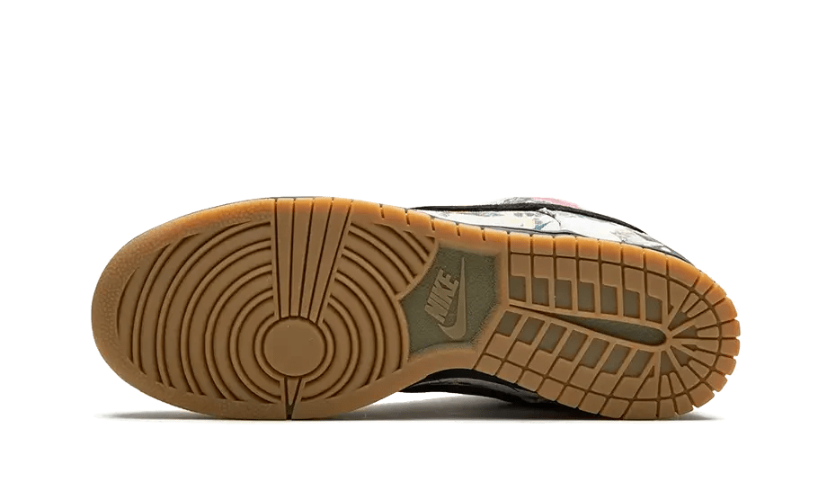 Nike SB Dunk Low x Supreme 'Rammellzee'  – sneaker autêntico da CollectKicks