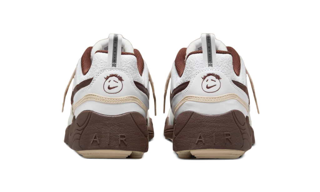 Nike Zoom Field Jaxx Travis Scott Light Chocolate  – sneaker autêntico da CollectKicks