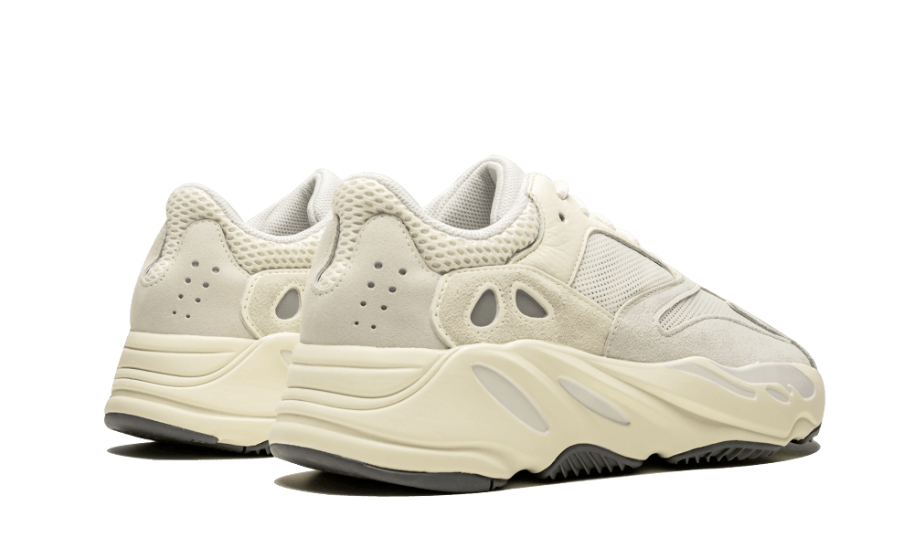 Yeezy Boost 700 V1 Analog  – sneaker autêntico da CollectKicks