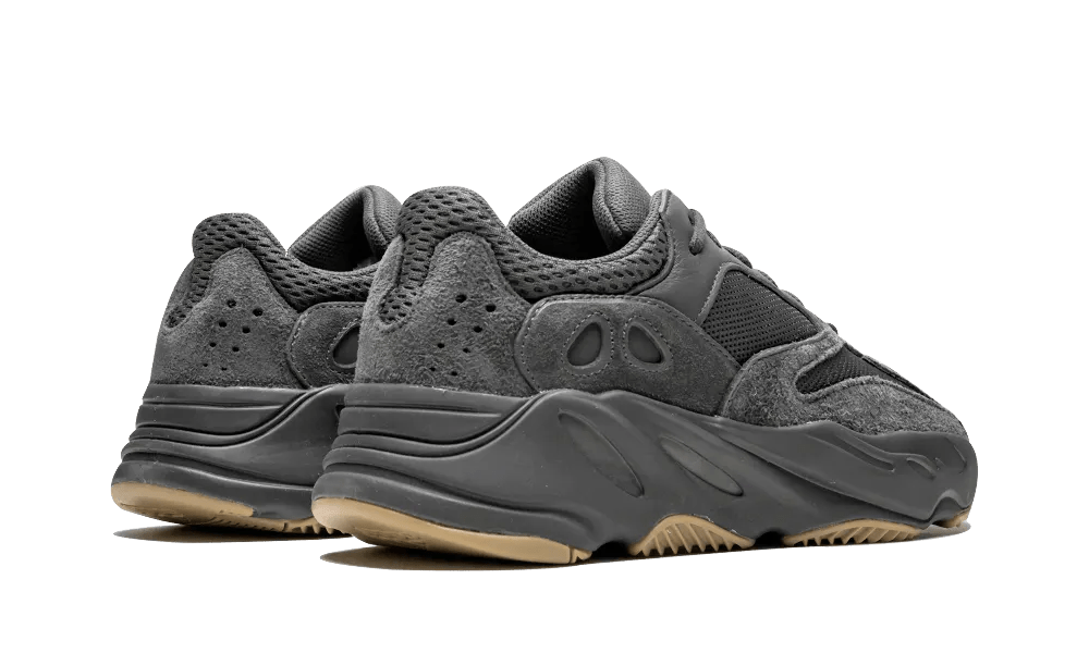 Yeezy Boost 700 V1 Utility Black  – sneaker autêntico da CollectKicks