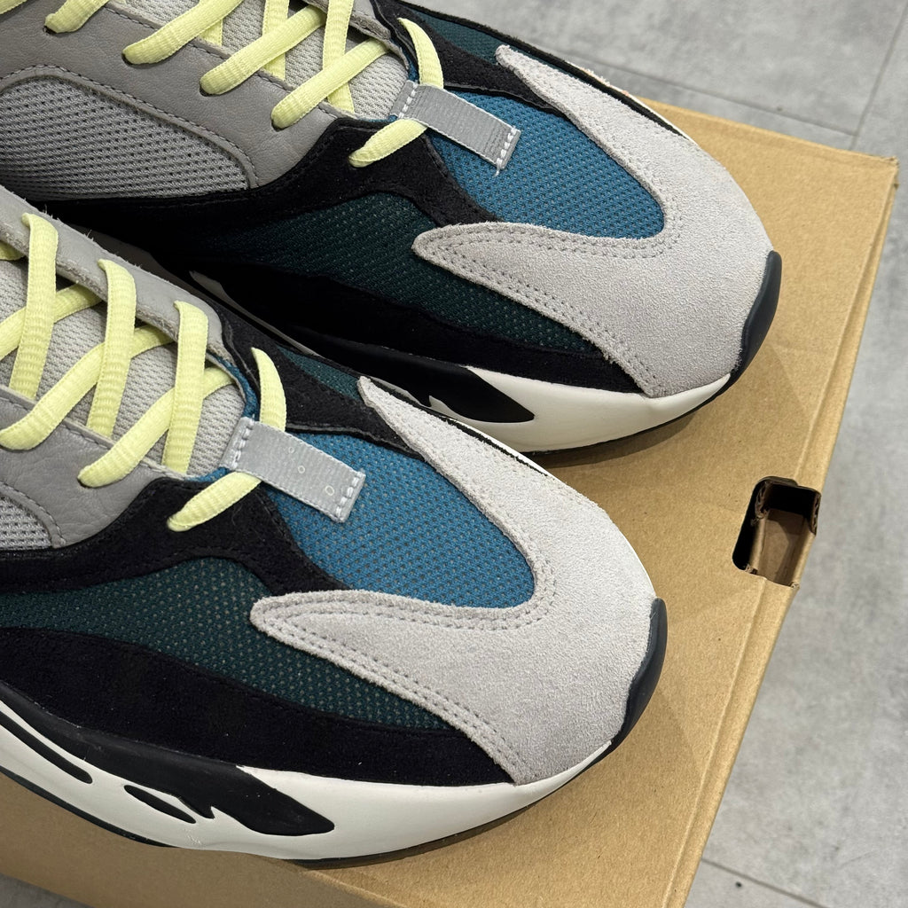 Yeezy Boost 700 V1 Wave Runner (46.5) - Usado – sneaker autêntico da CollectKicks