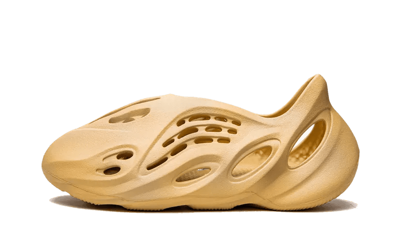 Yeezy Foam RNR Desert Sand  – sneaker autêntico da CollectKicks