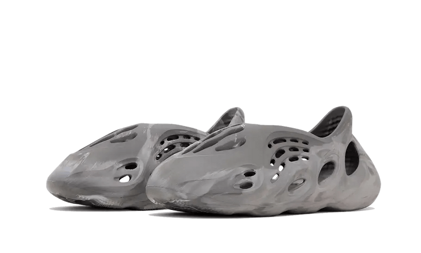 Yeezy Foam RNR MX Granite  – sneaker autêntico da CollectKicks