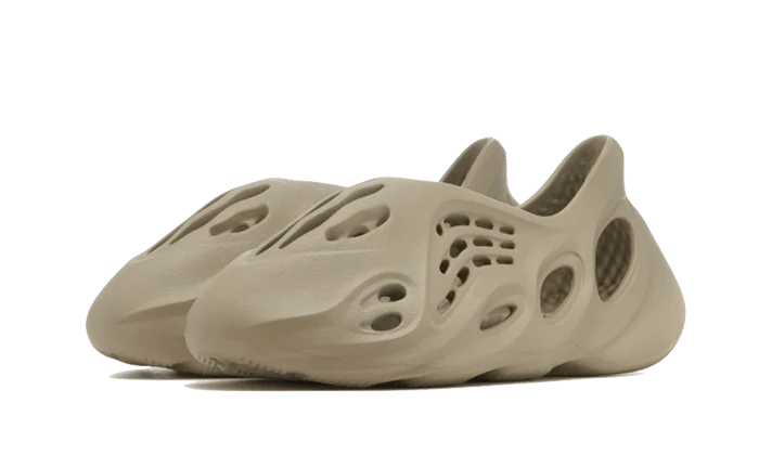 Yeezy Foam RNR Stone Salt - 