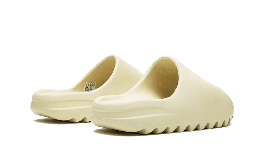 Yeezy Slide 'Bone'  – sneaker autêntico da CollectKicks
