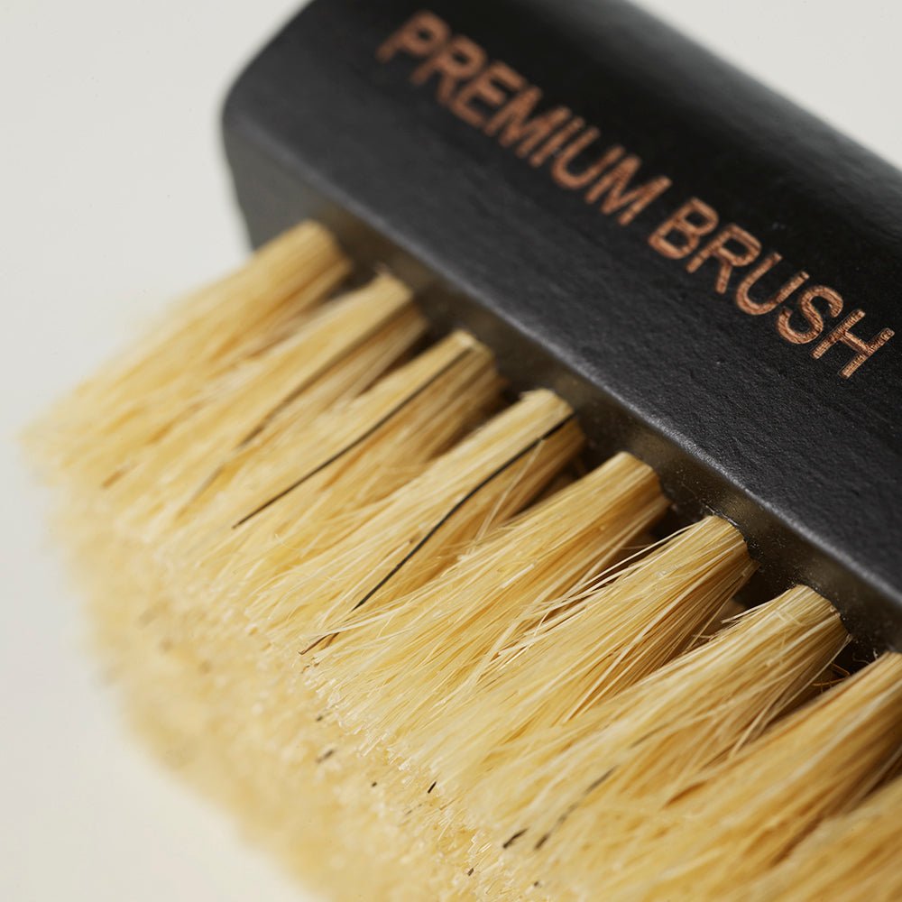 Cure Travel Cleaning Kit  – sneaker autêntico da CollectKicks